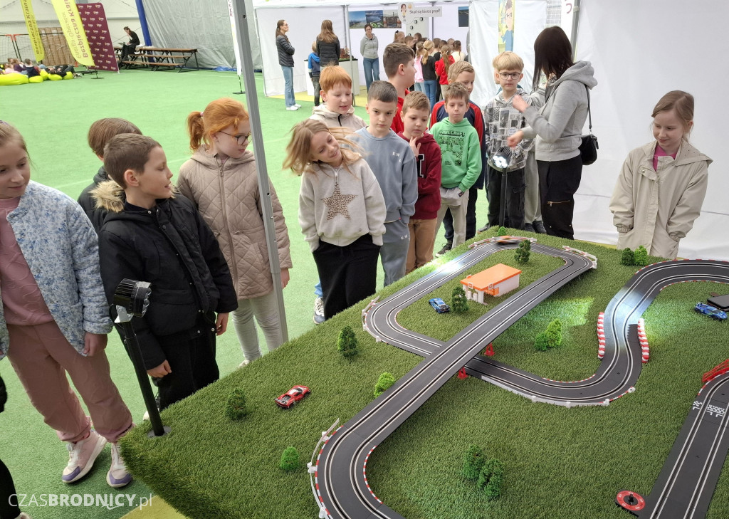 W Brodnicy zainstalowano mobilne miasteczko edukacyjne! [ZDJĘCIA]