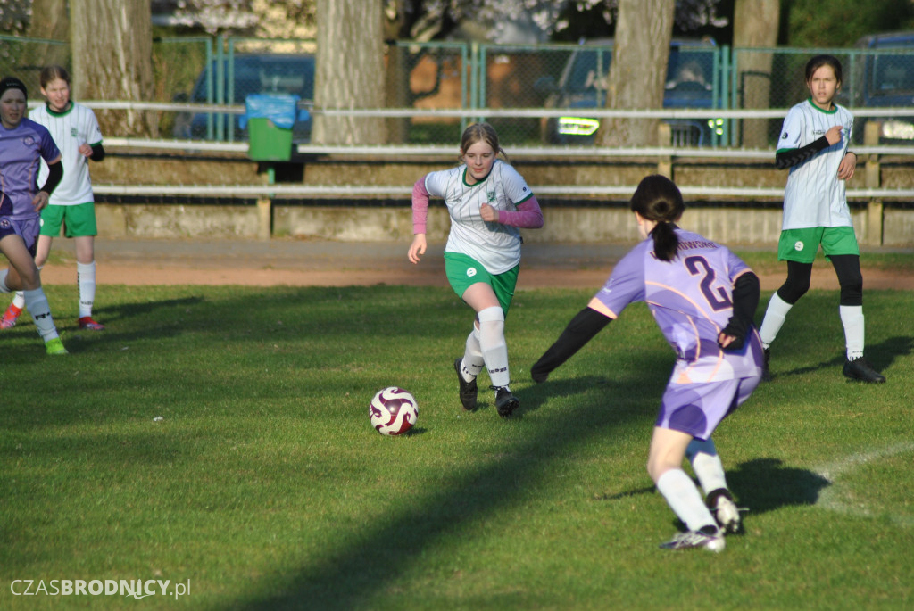Udana inauguracja młodziczek UKS Gol w Toruniu
