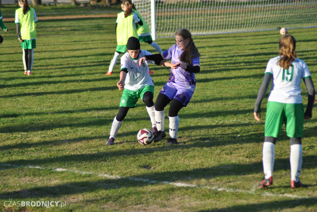 Udana inauguracja młodziczek UKS Gol w Toruniu