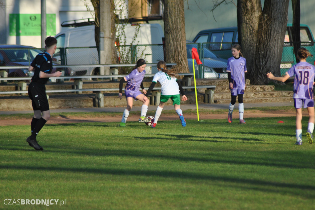 Udana inauguracja młodziczek UKS Gol w Toruniu