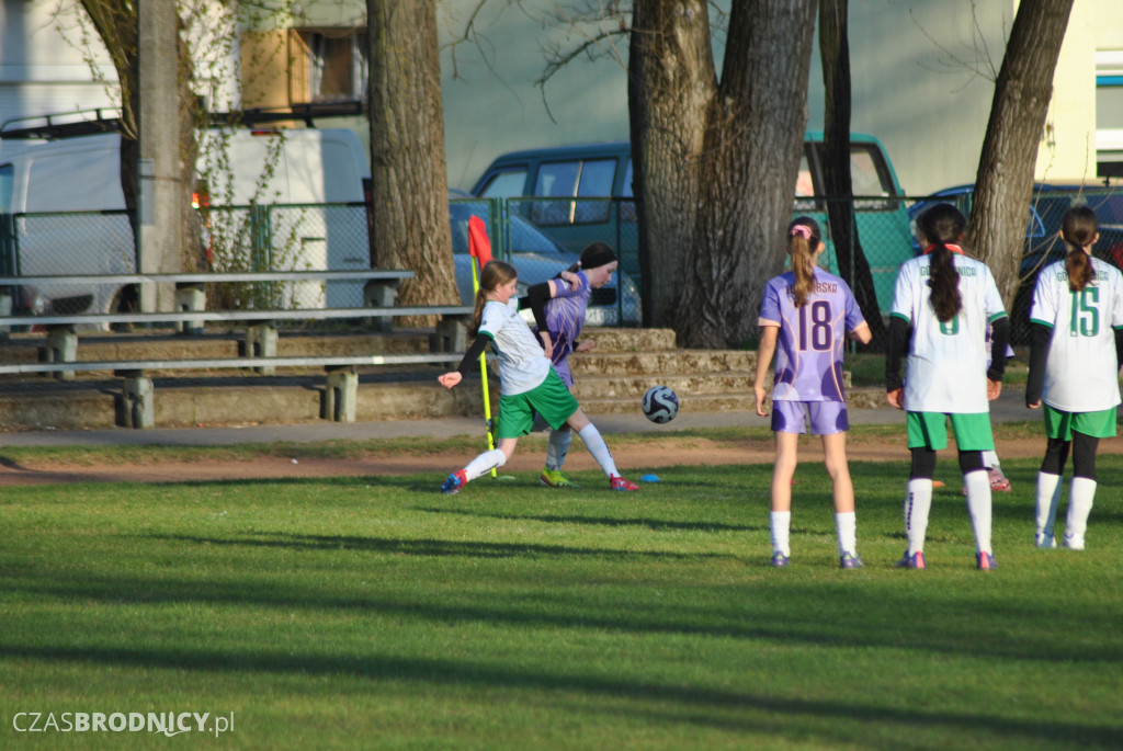 Udana inauguracja młodziczek UKS Gol w Toruniu