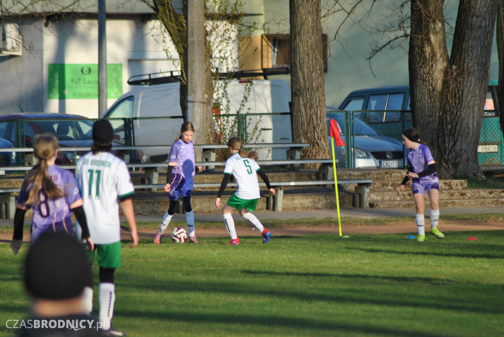 Udana inauguracja młodziczek UKS Gol w Toruniu