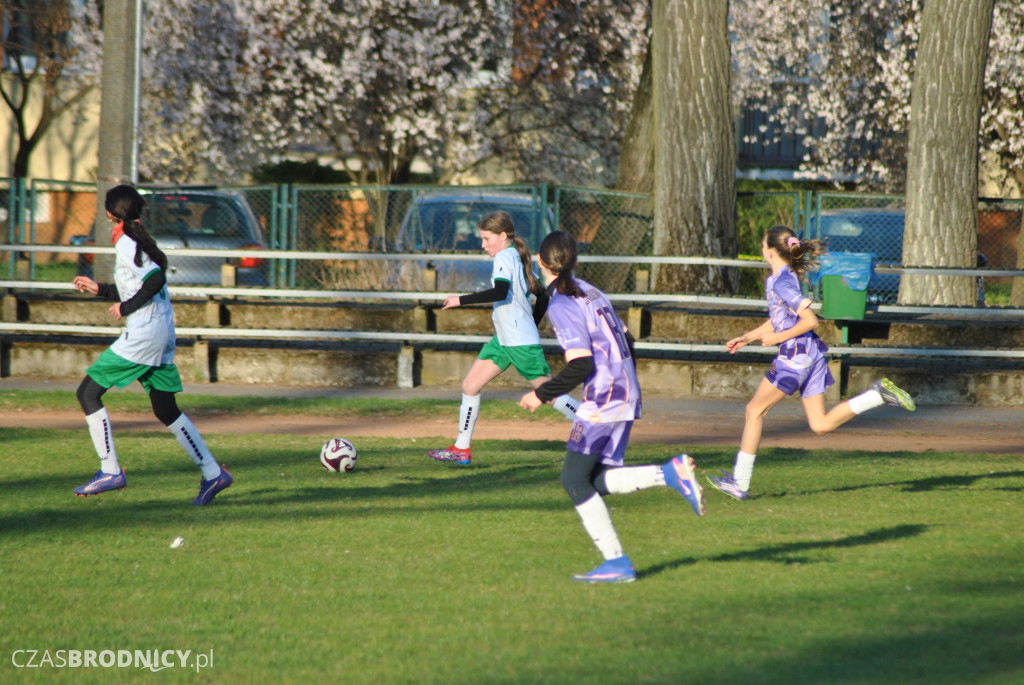 Udana inauguracja młodziczek UKS Gol w Toruniu
