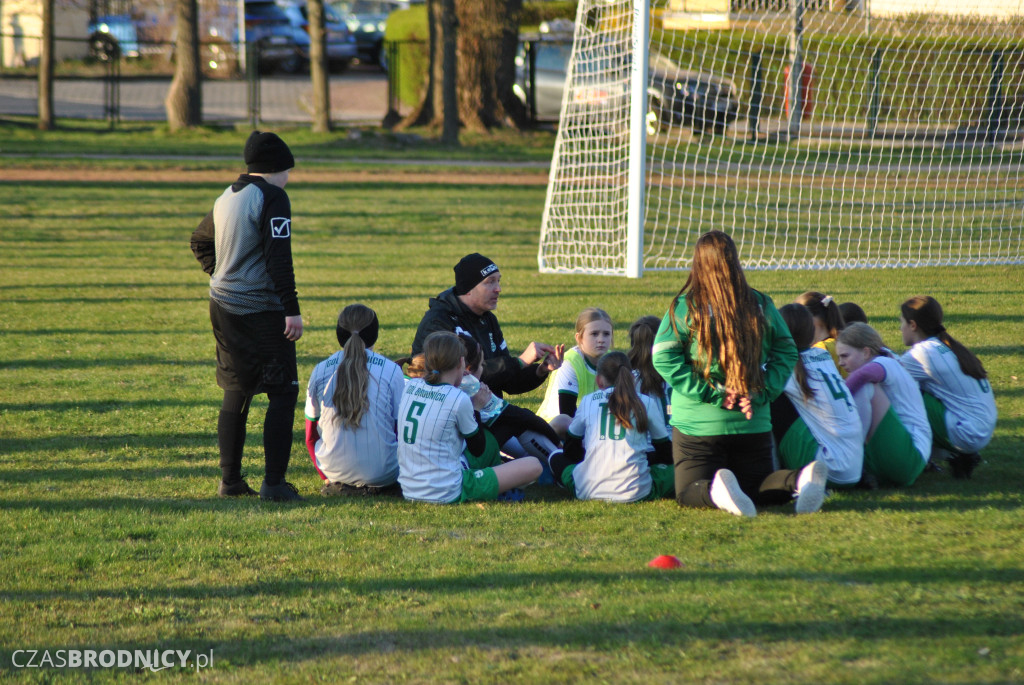 Udana inauguracja młodziczek UKS Gol w Toruniu