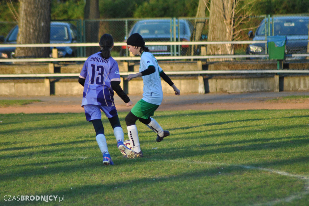 Udana inauguracja młodziczek UKS Gol w Toruniu