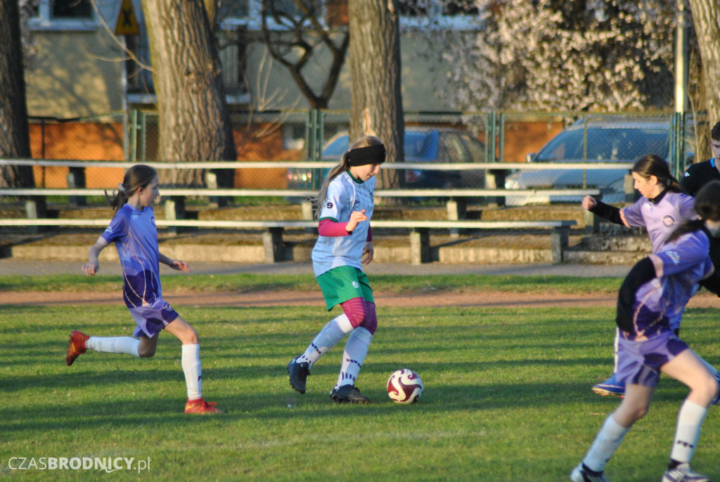 Udana inauguracja młodziczek UKS Gol w Toruniu