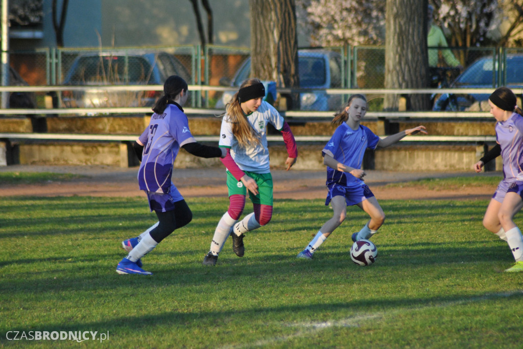 Udana inauguracja młodziczek UKS Gol w Toruniu