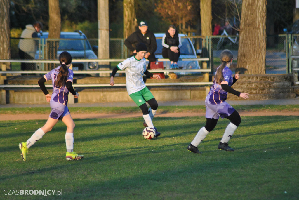 Udana inauguracja młodziczek UKS Gol w Toruniu