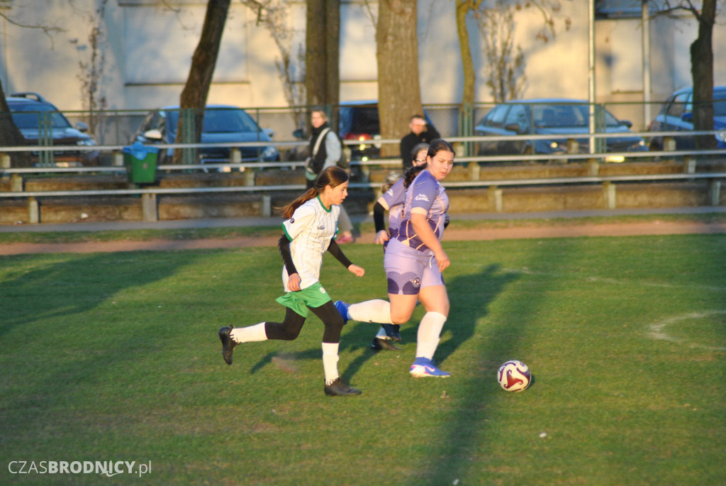 Udana inauguracja młodziczek UKS Gol w Toruniu