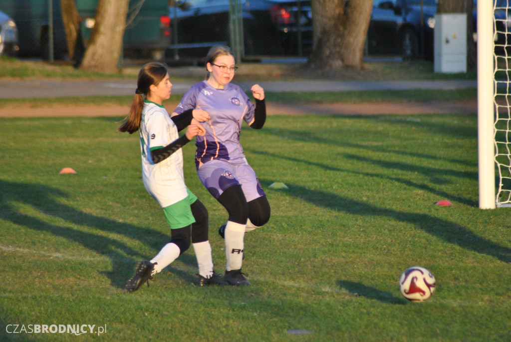 Udana inauguracja młodziczek UKS Gol w Toruniu