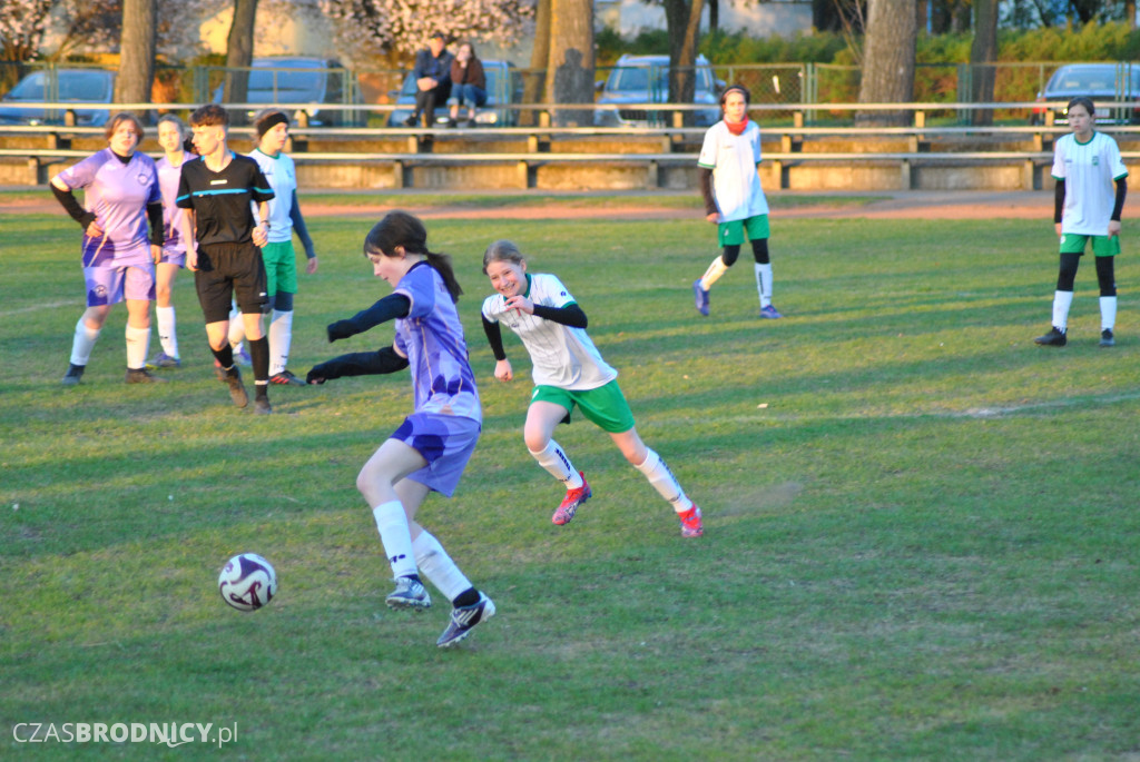 Udana inauguracja młodziczek UKS Gol w Toruniu