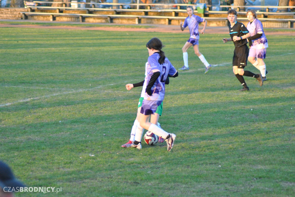 Udana inauguracja młodziczek UKS Gol w Toruniu