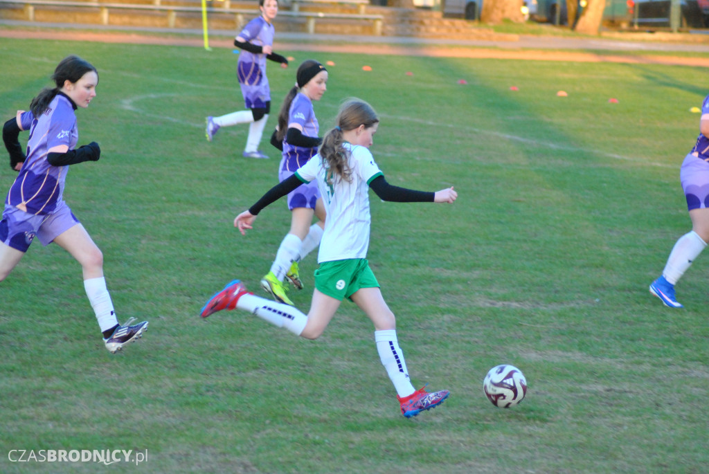 Udana inauguracja młodziczek UKS Gol w Toruniu