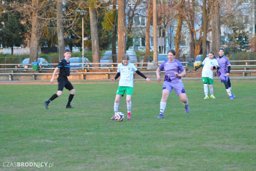 Udana inauguracja młodziczek UKS Gol w Toruniu