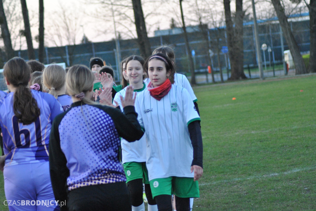 Udana inauguracja młodziczek UKS Gol w Toruniu