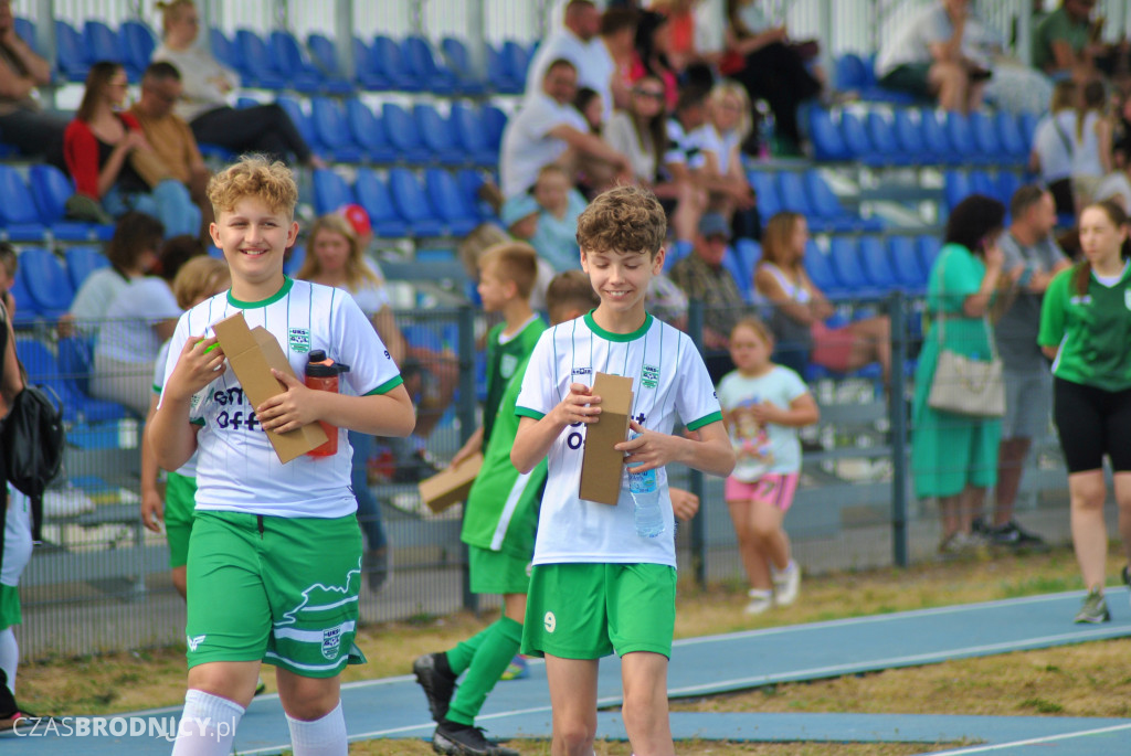 Zielono-białe święto dzieci na brodnickim stadionie