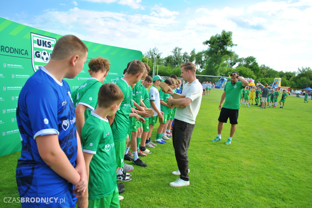 Zielono-białe święto dzieci na brodnickim stadionie