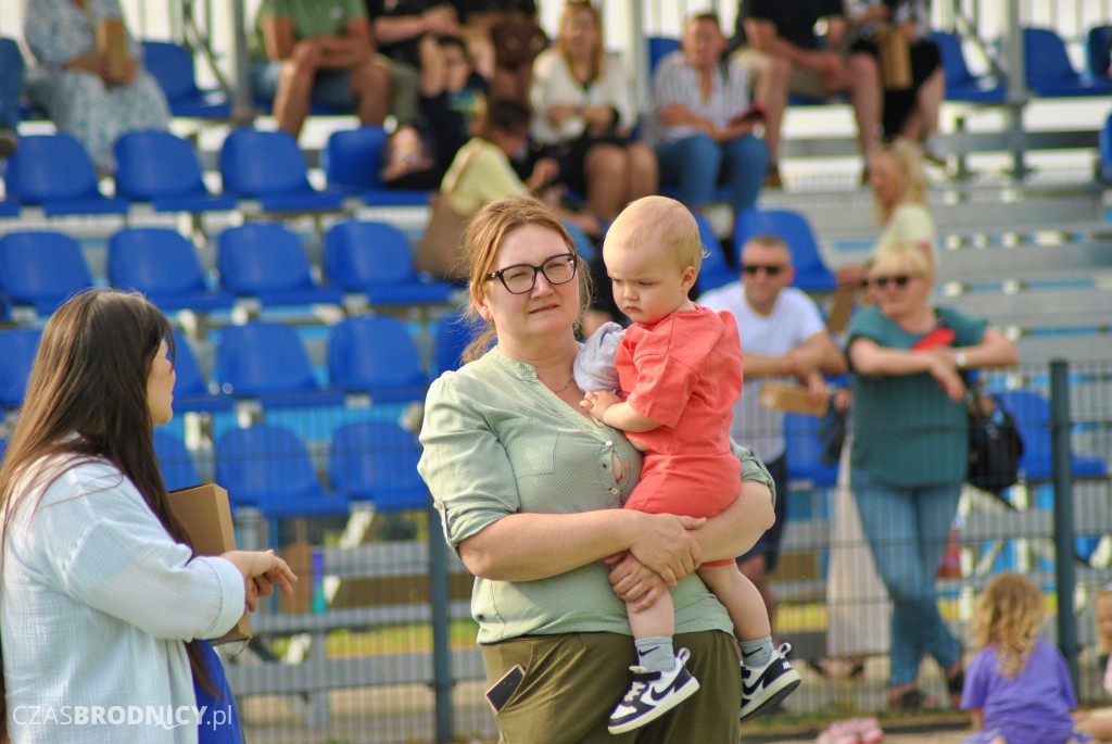Zielono-białe święto dzieci na brodnickim stadionie