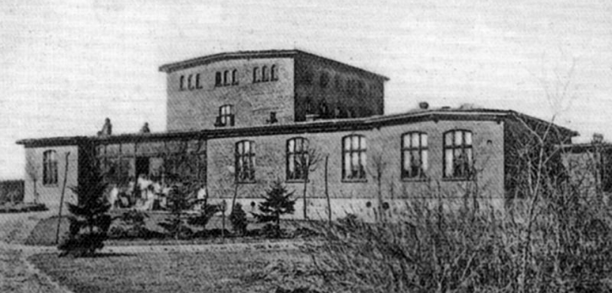 Pierwotny budynek szpitala z 1898 roku