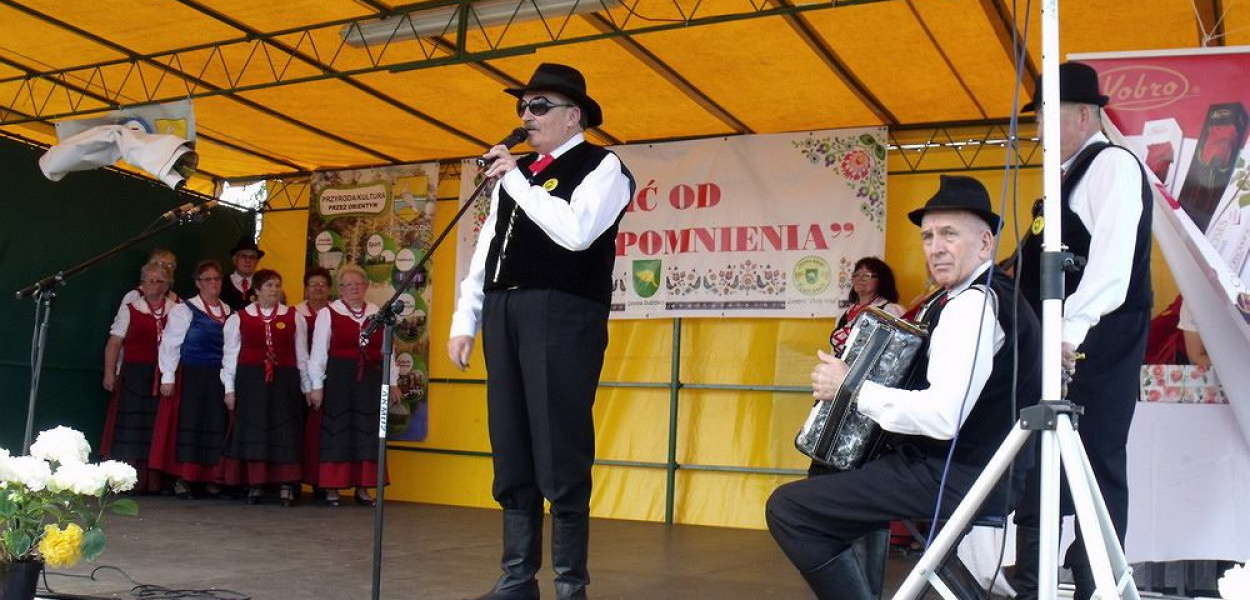 I Powiatowy Festyn w Zgniłobłotach [ZDJĘCIA]
