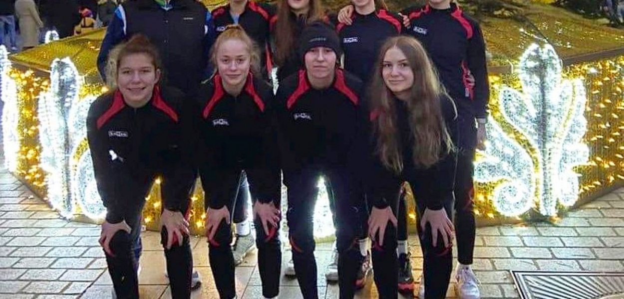 Piłkarki Unifreeze Górzno grały w Krakowie. W Młodzieżowych Mistrzostwach Polski U