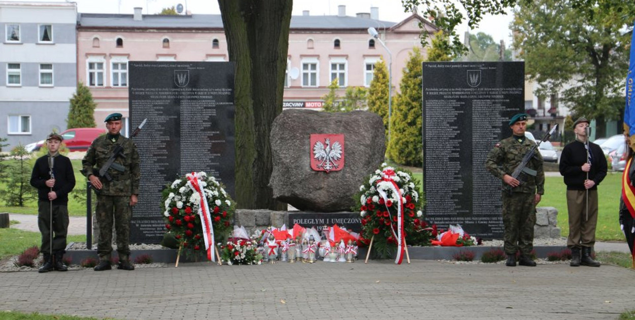 Jabłonowo Pomorskie. Uroczyste odsłonięcie pomnika