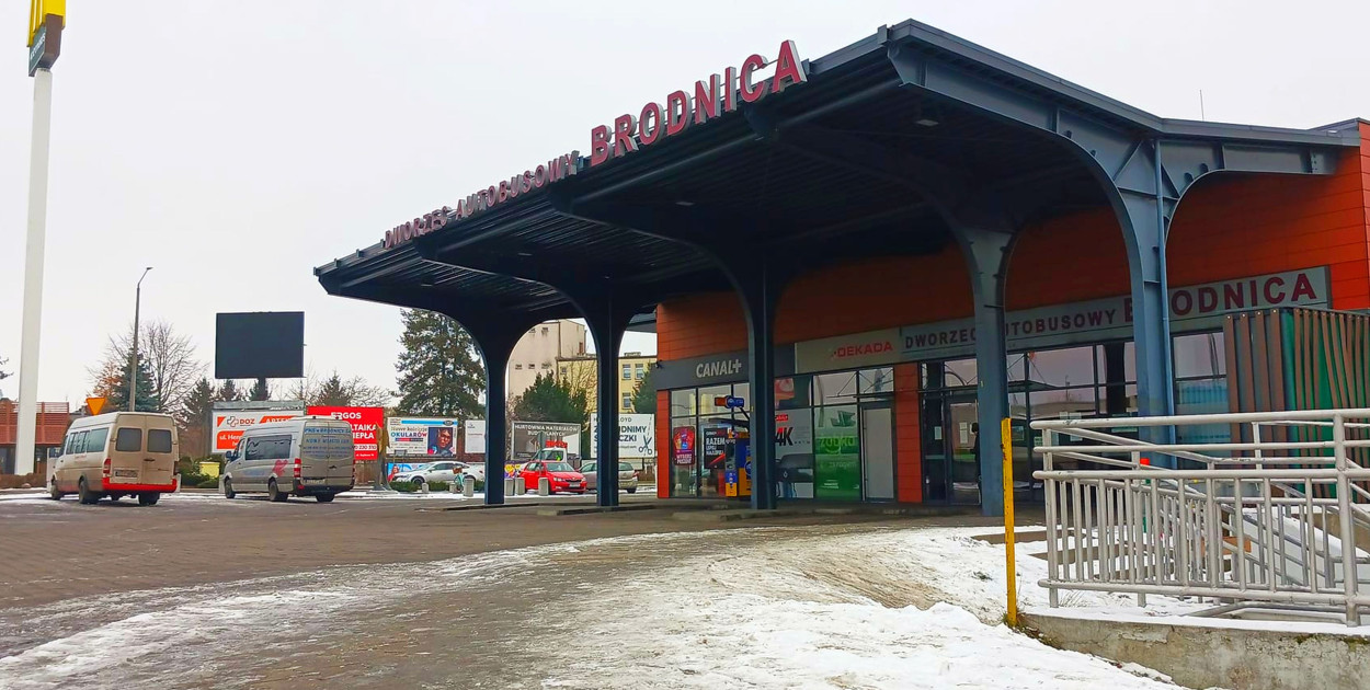 Brodnica. Zamiast czekać na mrozie można przymierzać sobie buty