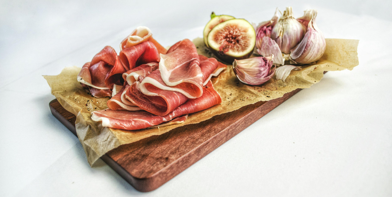 Przemysł mięsny na Mazowszu: co powinieneś wiedzieć o lokalnych masarniach?