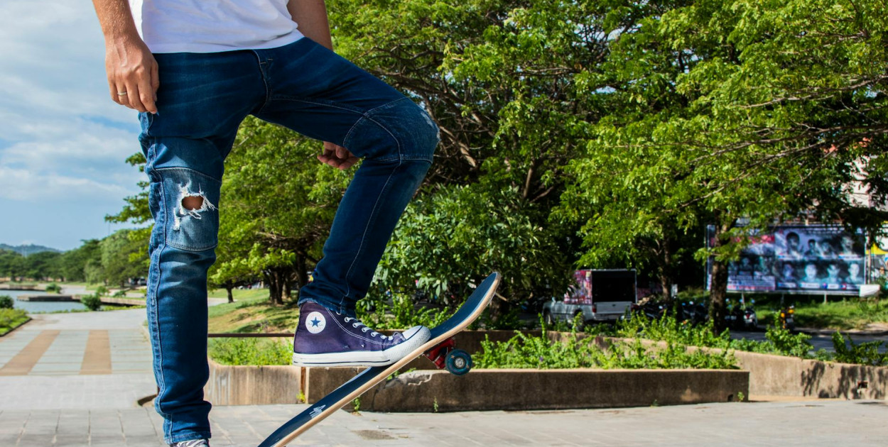 Modne jeansy - must have w męskiej garderobie