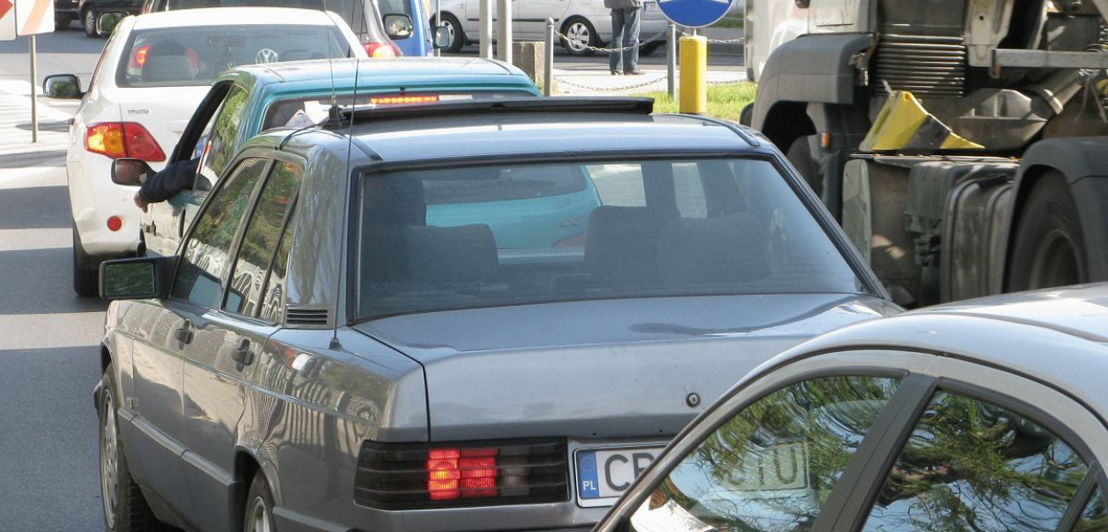 Foto: BB:  10 lat temu Brodnica była zakorkowana i otrzymała nagrodę od Marszałka. Zdjęcie zrobione w maju 2010 roku przy 'zawodówce'