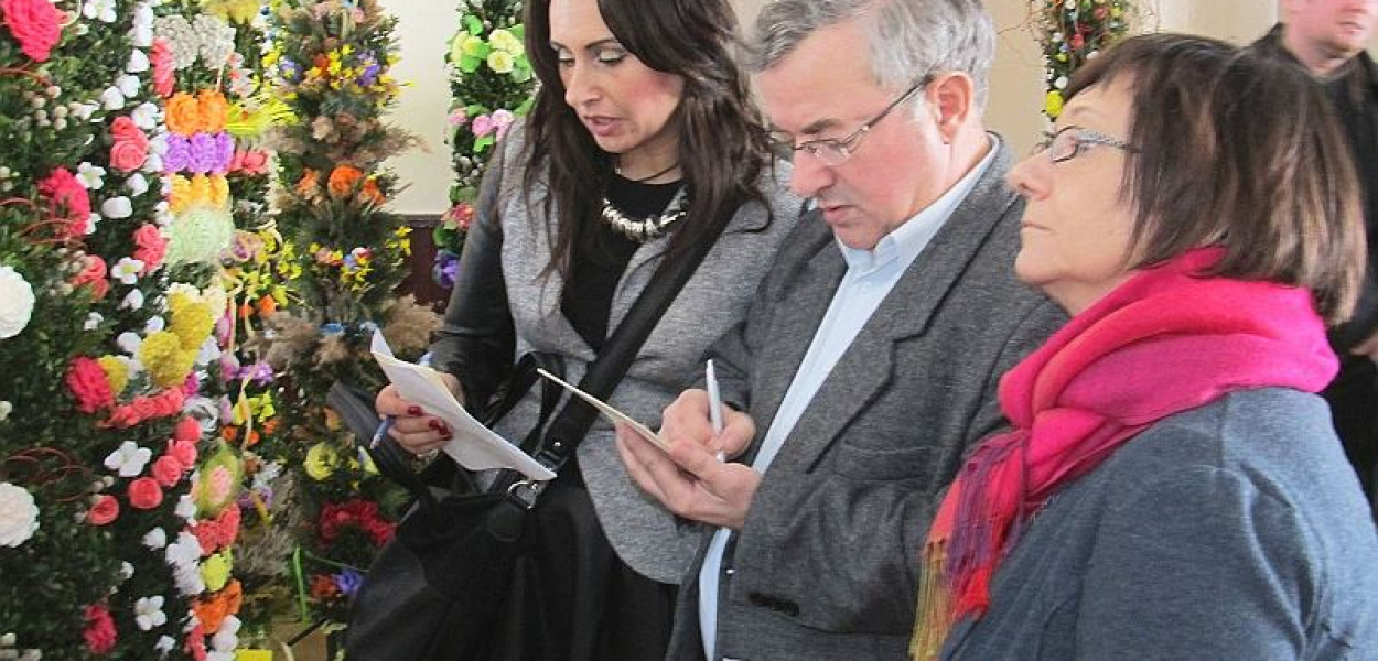 Foto: NAŁ.: Jury powiatowe w trakcie obrad