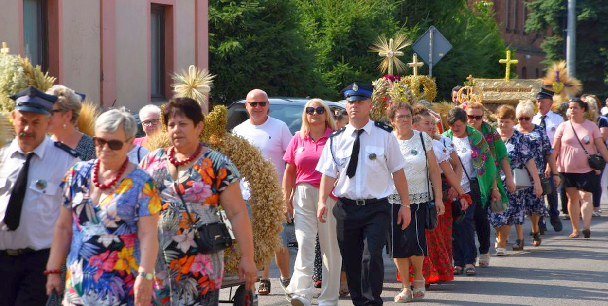 Fot. UG Bobrowo - Dożynki Gminne w Nieżywięciu