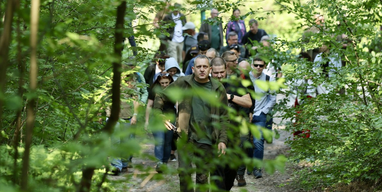 Spacer ścieżką edukacyjną Bobrowiska, fot. Andrzej Goiński UMWKP