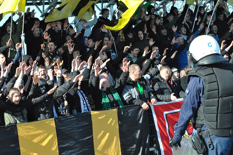 Komplet publiczności na brodnickim stadionie