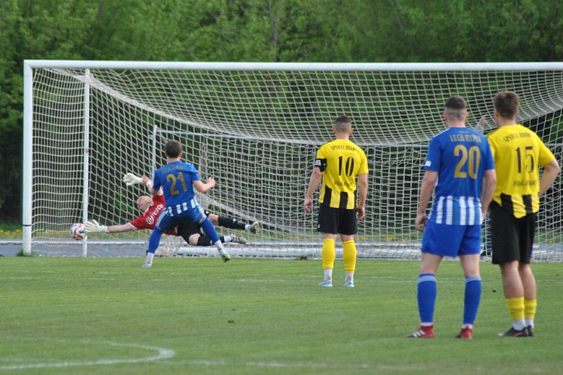 Festiwal czerwonych kartek na Sparcie [ZDJĘCIA]