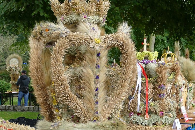 Powiatowy Konkurs Wieńców i Ozdób Dożynkowych