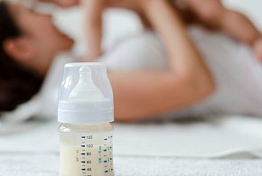 Groźna bakteria w mleku dla niemowląt. Nie podawaj dzieciom!-29313439