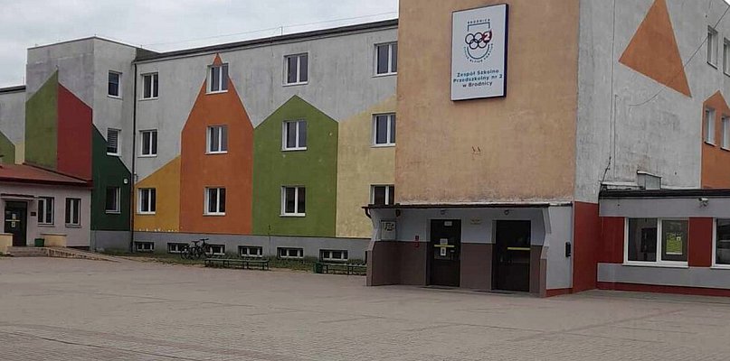 Brodnica. Rozpisano konkurs na dyrektorów dwóch szkół - 29316836