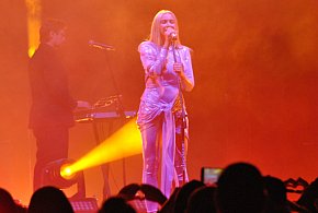 Camping Brodnica Festival. Natalia Nykiel ściągnęła tłumy pomimo niepogody-29317661
