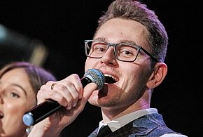 Utalentowany brodniczanin zaśpiewa w "The Voice of Poland". Oglądamy!-29317919