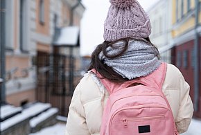 Paraliż w szkołach przez siarczysty mróz. Uczniowie przechodzą na zdalne