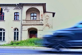 Fotoradar stanął pod Brodnicą. W miejscu gdzie niedawno doszło do wypadku