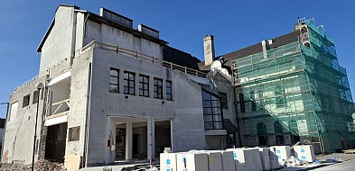 Brodnica. PEC finansuje remont Domu Kultury, a rachunki za ciepło większe