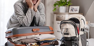 Jak zadbać o swój wzrok w trakcie podróży samolotem?