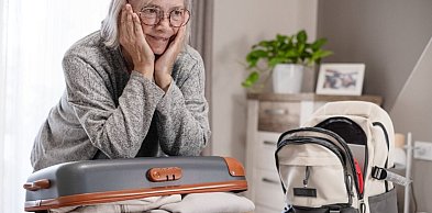 Jak zadbać o swój wzrok w trakcie podróży samolotem?