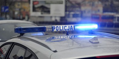 Zatrzymano mężczyznę za kradzież i prowadzanie pod wpływem alkoholu