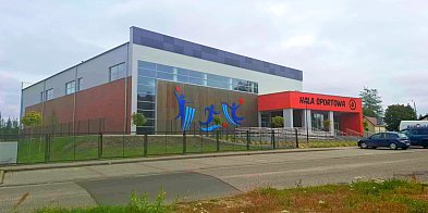 Brodnica. Hala już gotowa, teraz czas na modernizację „orlika”-29317734