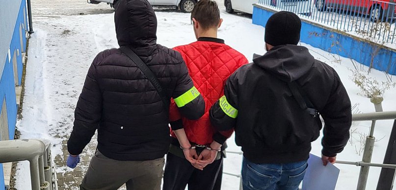 Brodnica: 20-latek złapany z ponad 130 gramami narkotyków