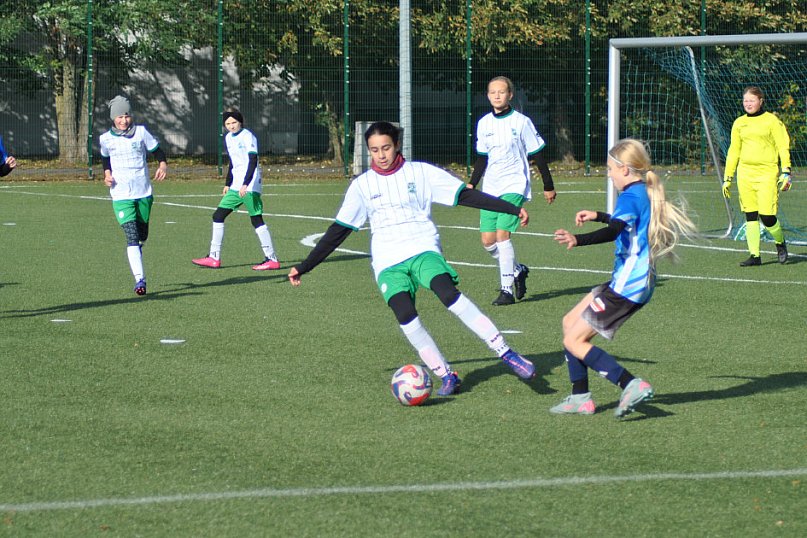 Pierwsze punkty piłkarek w debiutanckim sezonie!