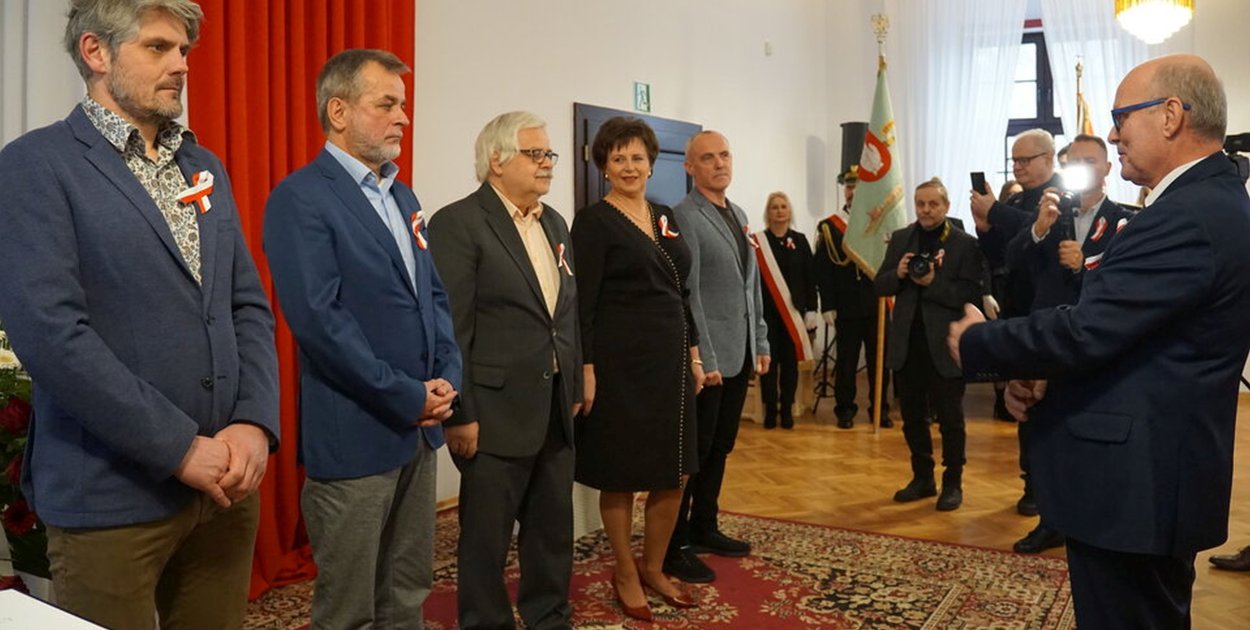 Brodnica: Medale dla zasłużonych na uroczystości rocznicowej